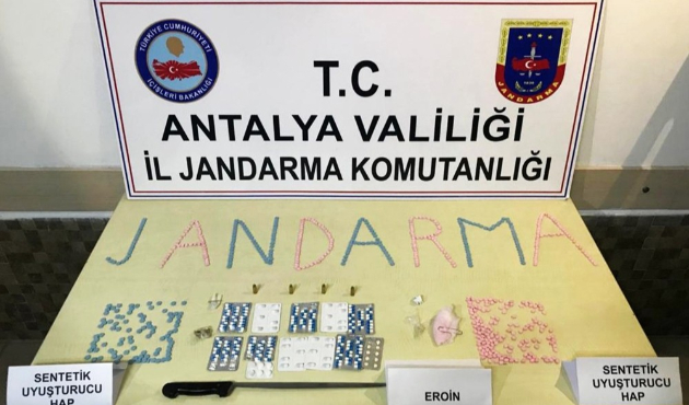 Antalya Manavgat’ta uyuşturucu baskınında 2 tutuklama