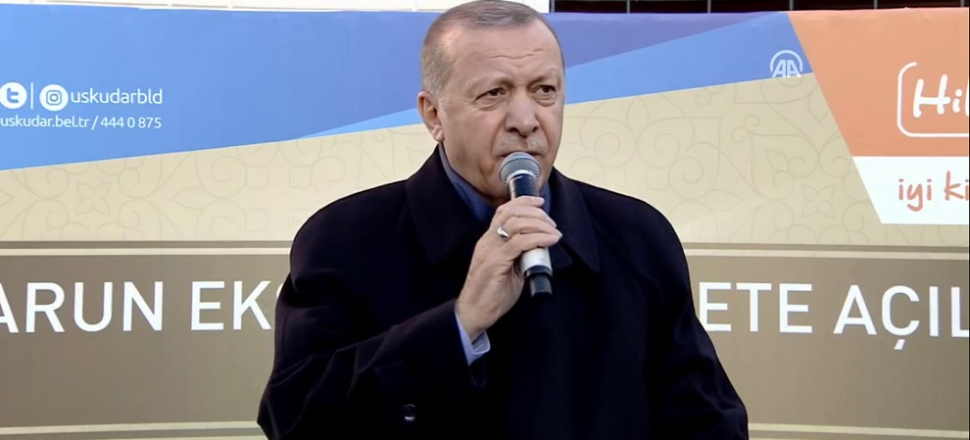 Erdoğan: Müteahhiti değil, bizi dinleyin!