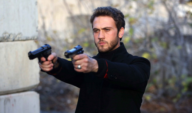 Aras Bulut İynemli askere gidiyor!