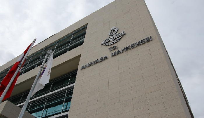 Ersoy Dede 'kökten çözüm' önerdi! 'Anayasa Mahkemesi'ni kaldıralım'