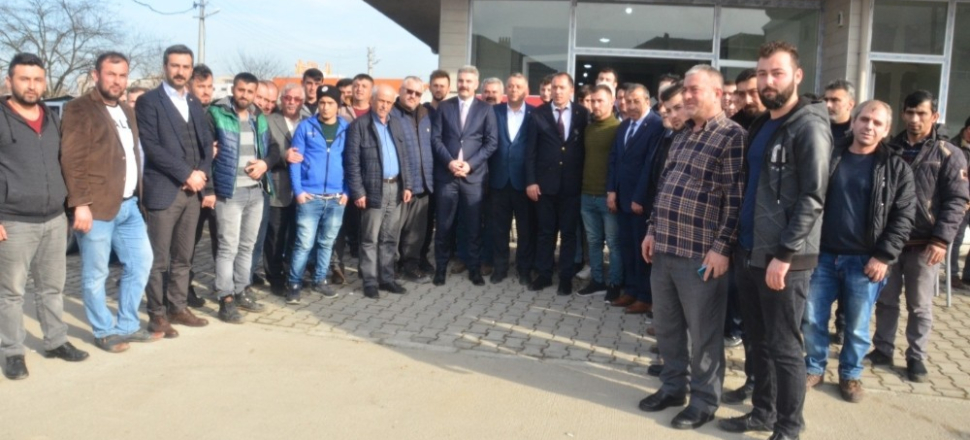 Düzce'de MHP’li başkan adayı Erdoğan Bıyık’a büyük ilgi