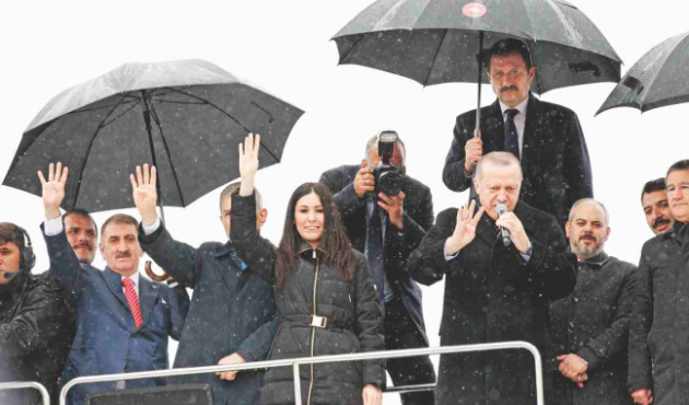 Cumhurbaşkanı Erdoğan ile simgeleşen o şarkının hikayesi...