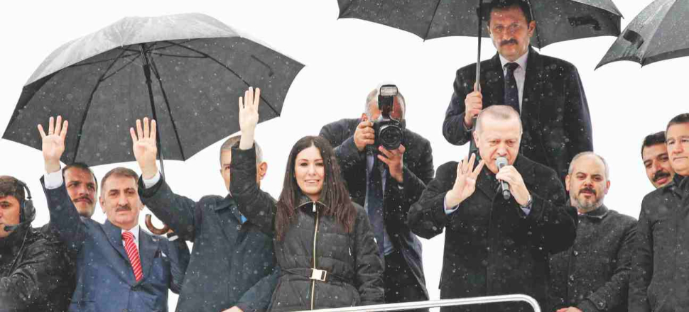 Cumhurbaşkanı Erdoğan ile simgeleşen o şarkının hikayesi...
