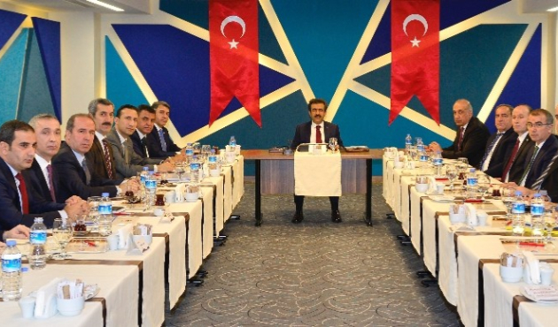 Diyarbakır’da ekonomi değerlendirme toplantısı düzenlendi