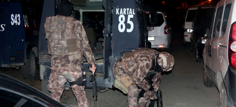 DEAŞ'ın dergisine operasyon! 22 gözaltı...