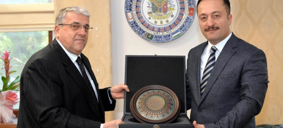 Bilecik'te Vali Şentürk, eski Devlet Bakanı Şeker’le buluştu