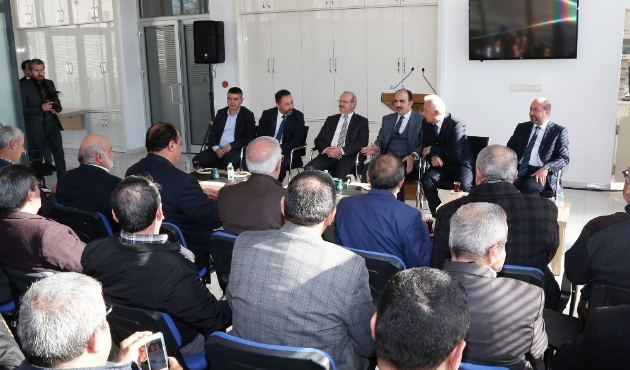 Konya'da Başkan Altay, Selçuklu ilçesinin muhtarlarıyla bir araya geldi