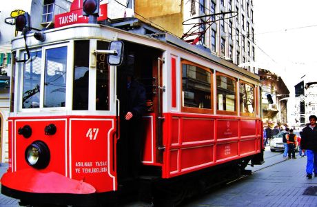 Nostaljik tramvay İstiklal'den sonra ilk kez o ilçede!