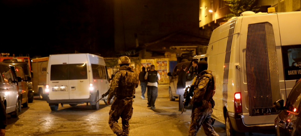 Suriye'den İstanbul'a gelen 8 YPG'li yakalandı!