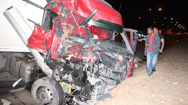 Şanlıurfa'da feci kaza: 29'u Suriyeli 31 yaralı