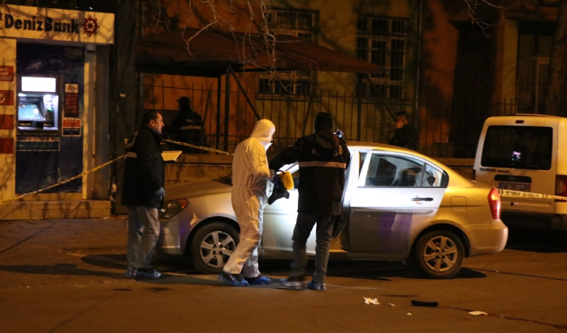 Kayseri'de polis aracına silahlı saldırı: 2 yaralı