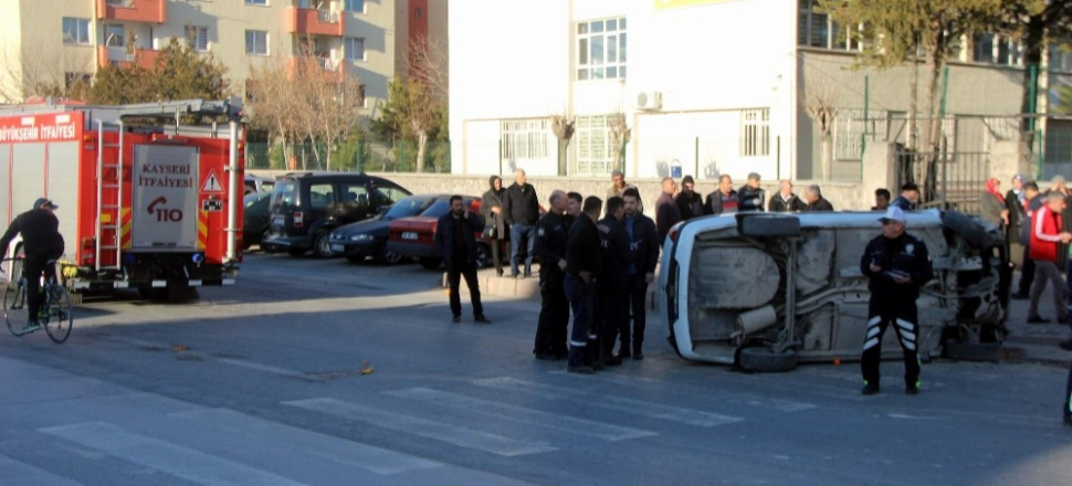 Kayseri'de trafik kazası: 4 yaralı