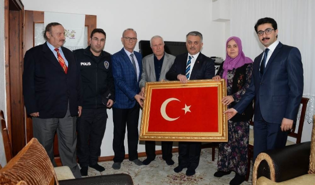 Balıkesir'de Vali Ersin Yazıcı, Manyas ilçesini ziyaret etti