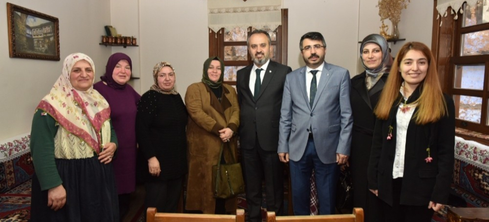 Bursa'da Alinur Aktaş: “Kadınlarımız Bursa’nın gücüne güç katıyor”