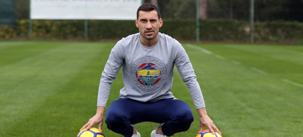 Kanarya yuvadan uçtu! Galatasaray ile anlaştı