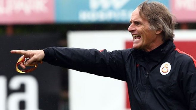 Derbide Riekerink'ten 1 puan görünümlü zafer planı!