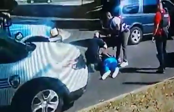 ABD polisinden öldürülen siyahiye kamera önünde kumpas (VİDEO)