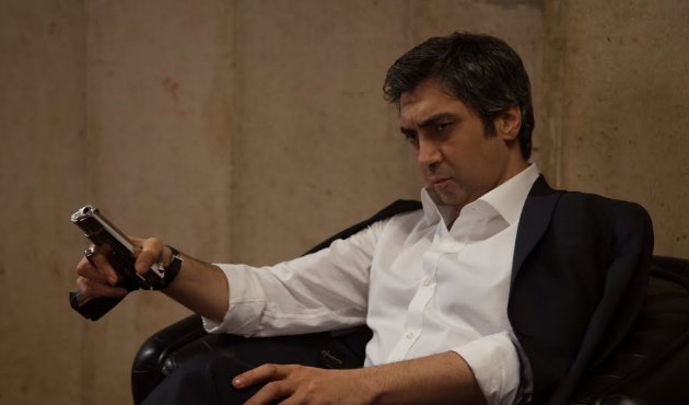 Polat Alemdar silahlarını polise teslim edecek!