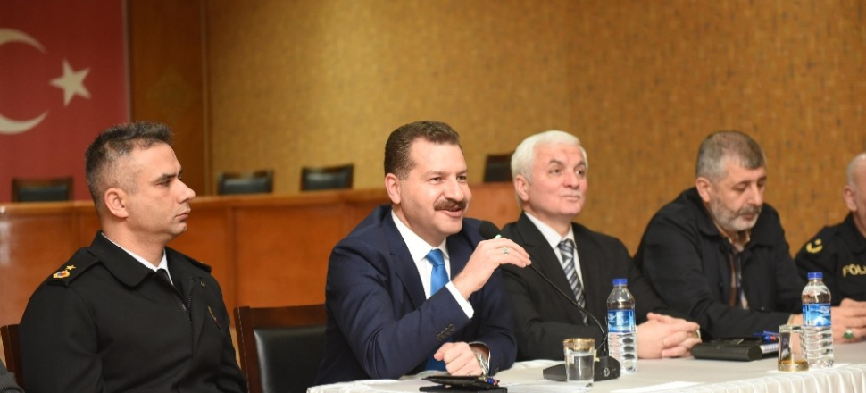 Balıkesir'de Yücel Yılmaz: "Bu şehir için tek yürek olacağız"