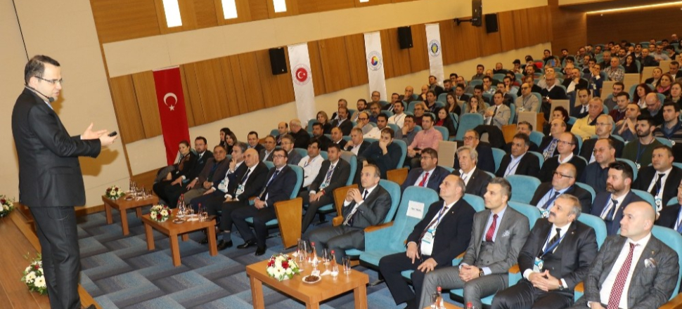Manisa'da Prof. Dr. Özgür Demirtaş Manisa iş dünyası ile bir araya geldi