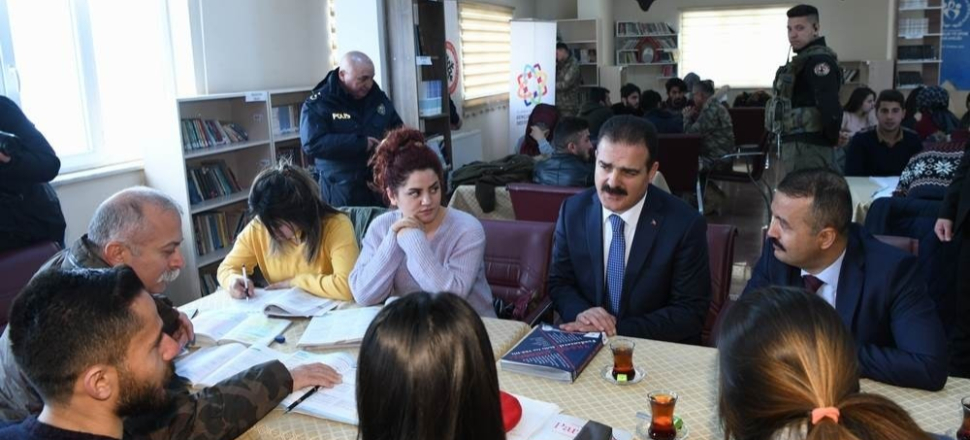 Hakkari Valisi İdris Akbıyık Yüksekova’da
