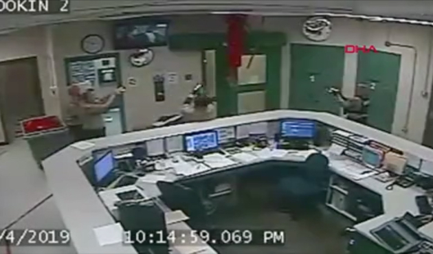 Kaçmaya çalıştığı havalandırma tüneli çöktü, polislerin arasına düştü!