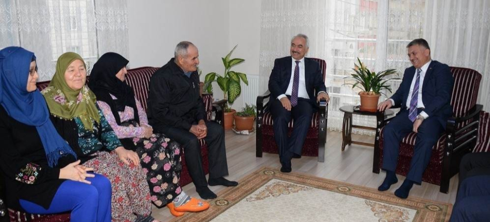 Balıkesir'de Bakan Yardımcısı Ersoy şehit aileleri ile buluştu