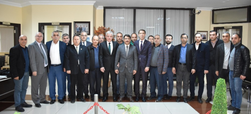 Manisa'da Başkan Ömer Faruk Çelik: "Her kesimin oyuna talibiz"
