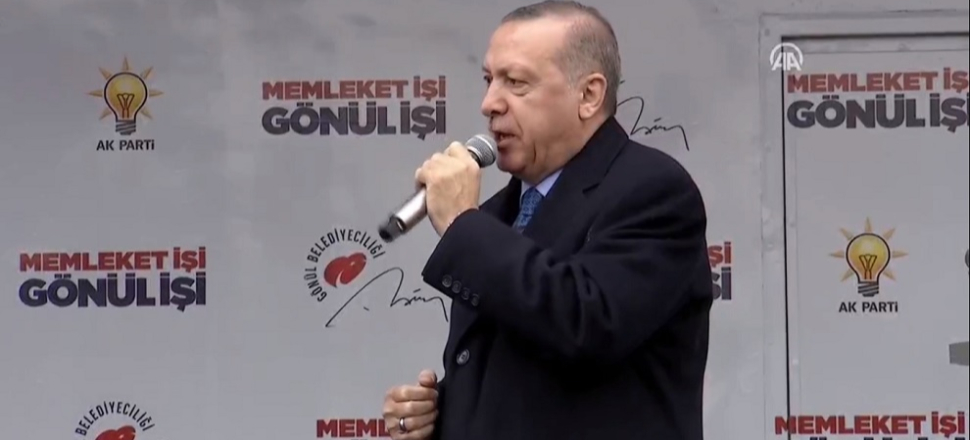 "Kartal'da enkaz altında birkaç kişi daha var!"