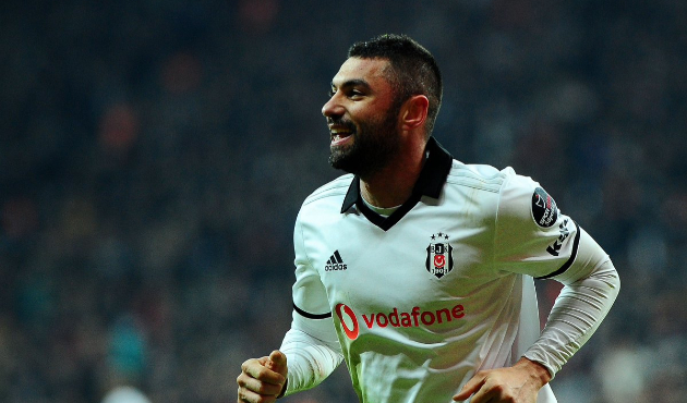 Golü attı, o şarkı çaldı!