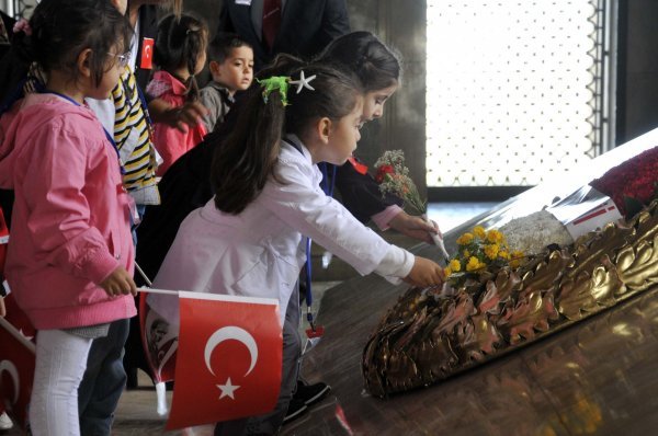 TSK'dan flaş Anıtkabir kararı: Oybirliğiyle kaldırılıyor!