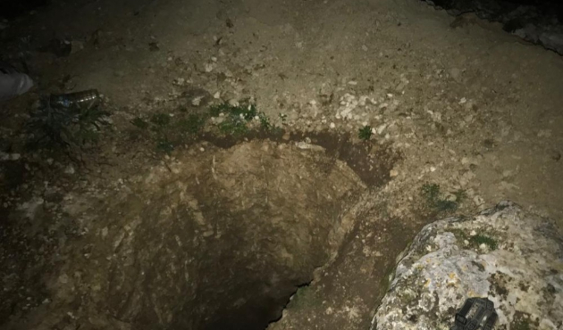 Manisa'da kaçak kazıya jandarmadan baskın