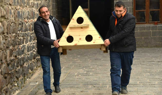Diyarbakır’da kedi evi projesi sürüyor