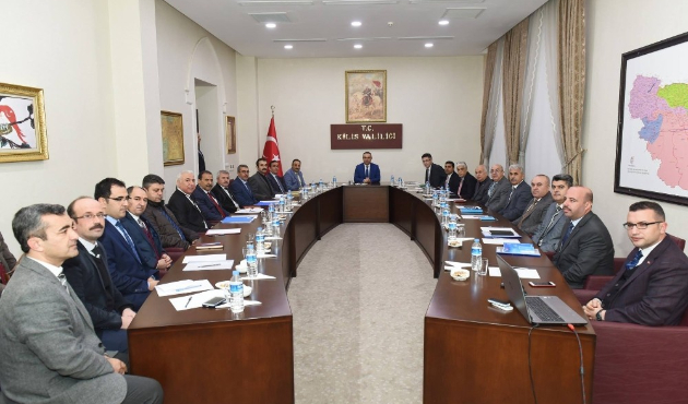 Kilis'te Vali Soytürk ilkokul müdürleri ile buluştu