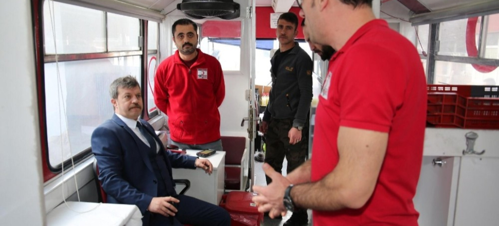 Afyon'da polisler kan bağışı gerçekleştirdi