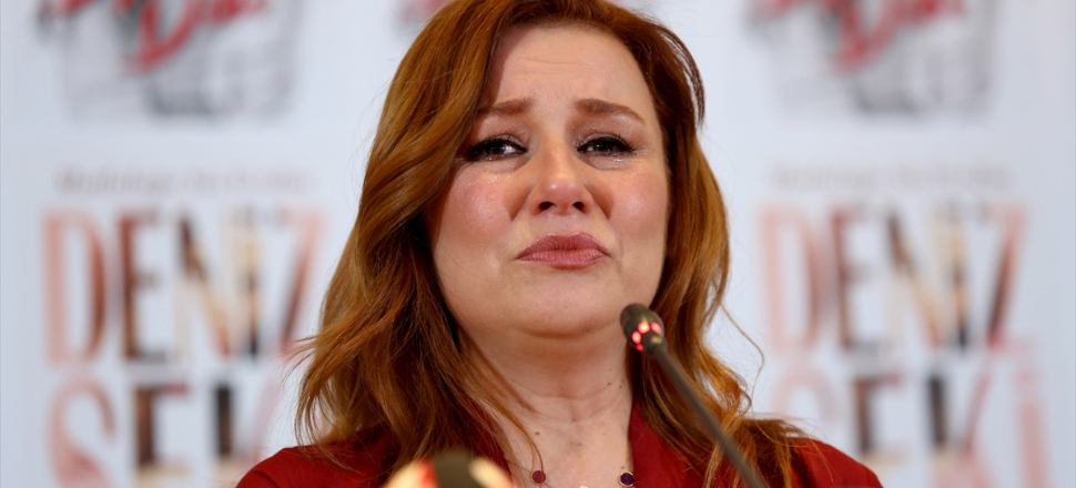 Deniz Seki'den ünlü şarkıcıya 'tecavüz' suçlaması!