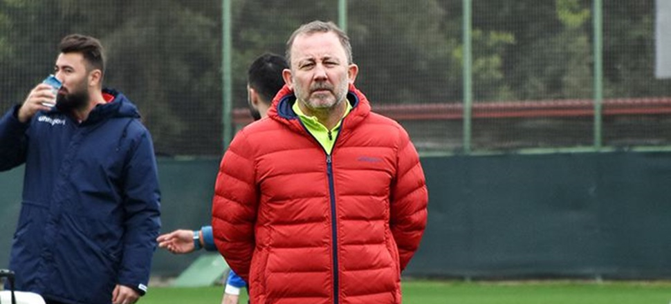 Beşiktaş'ta gözler Sergen Yalçın'da!