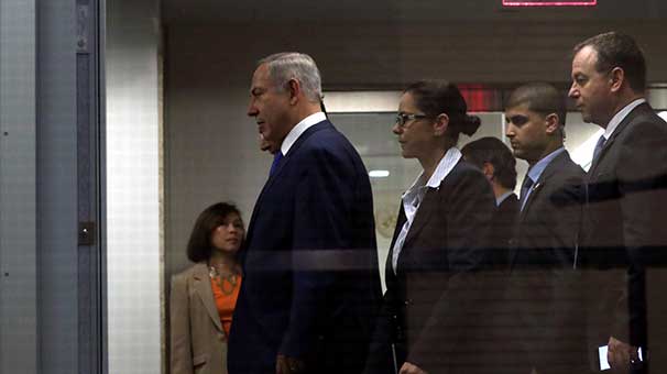 İsrail Başbakanı Netanyahu tuvalete bile 20 korumayla gitti