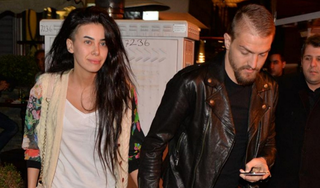 "Asena Atalay striptiz kulüplerinde direk dansı yapıyor!"