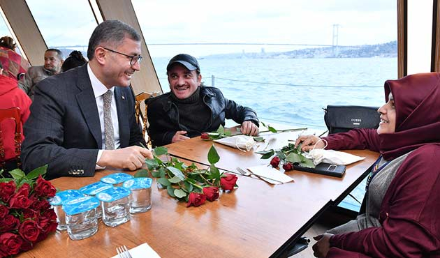Üsküdar'da aşk engel tanımadı!
