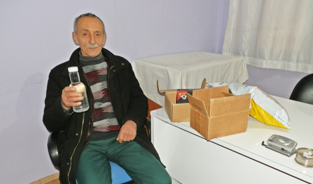 Parayı ödeyip paketi açınca şok oldu...