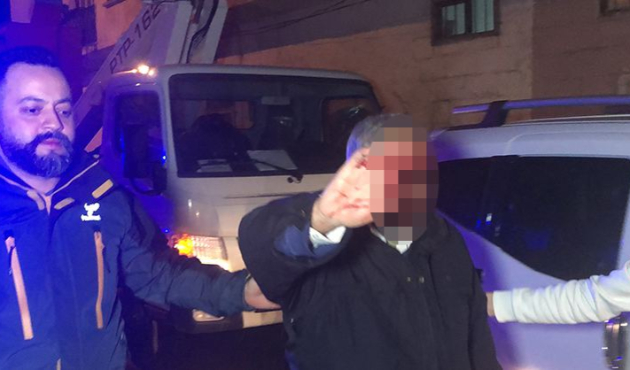 Karısından dayak yiyen adam polise sığındı!