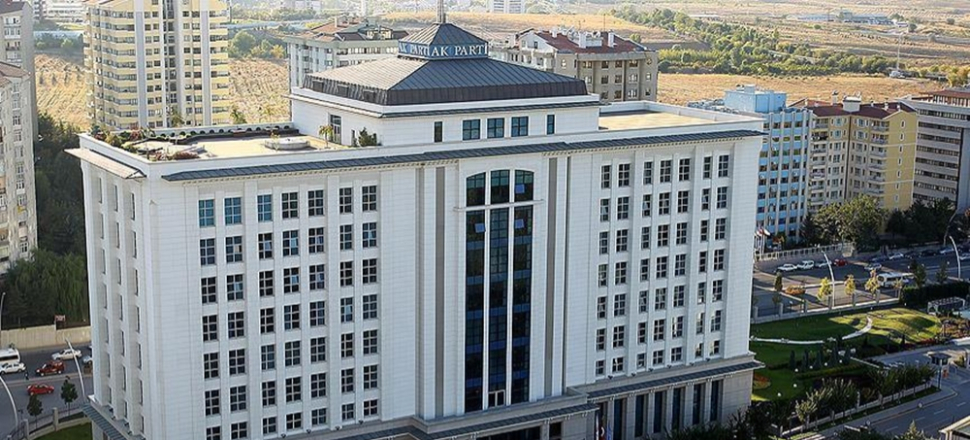 AK Partiden '14 Şubat' paylaşımı...