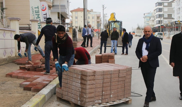 Karaman'da Başkan Ertuğrul Çalışkan, mahallelerdeki incelemelerini sürdürüyor