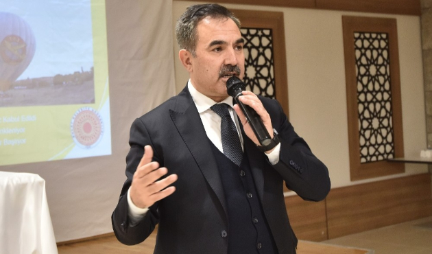 Bitlis'te Başkan Mümtaz Çoban, aday öğretmenlerle buluştu