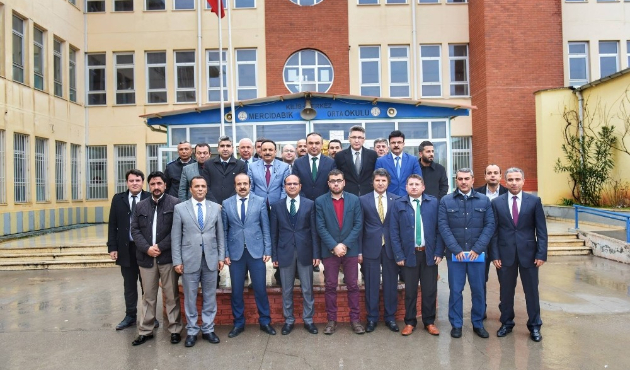 Kilis'te Vali Recep Soytürk Okul Aile Birliği Başkanları ile buluştu