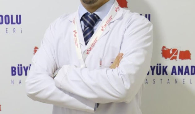 Samsun'da Dr. Nurtaç Özer: "Kalp ritim bozukluğunu dikkate alın"