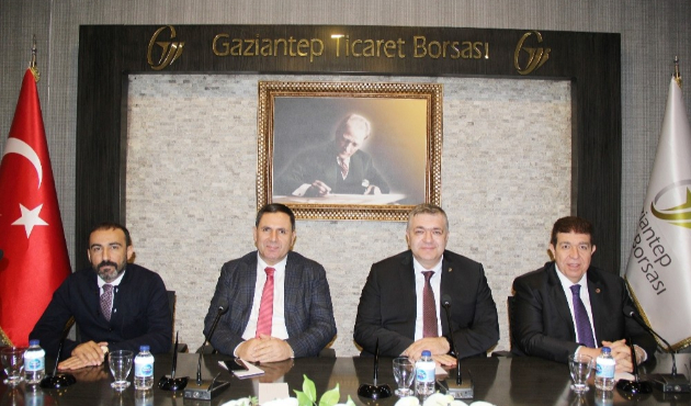 Gaziantep'te antep fıstığı sektör temsilcileri GTB’de buluştu