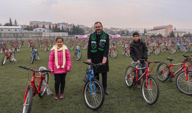 Gençlik ve Spor Bakanı Kasapoğlu Kilis'te!