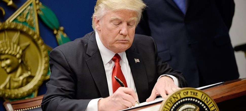 Trump 'ulusal acil durum' ilan etti...